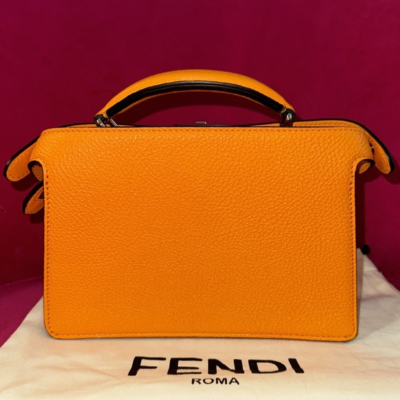 Fendi Cuoio Romano Vitello Cover Bi-Color Peekaboo I See U X Cross Satchel - Picture 5 of 16